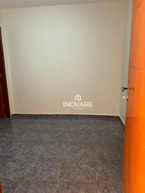 Foto 4 de Casa com 2 quartos para alugar, 190m2 em Jardim Liberdade, Itumbiara - GO