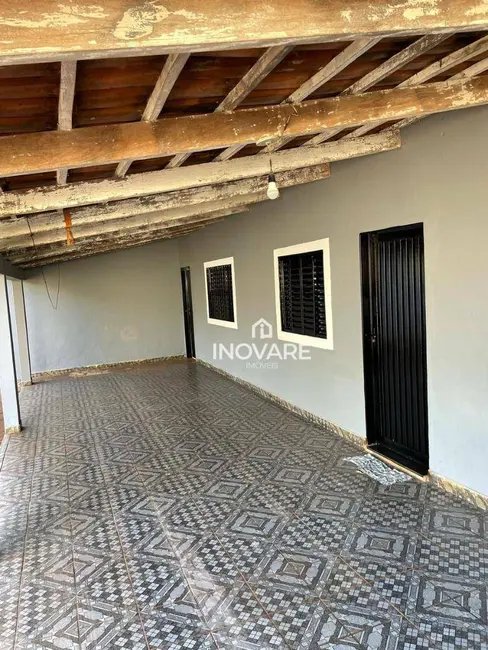 Foto 4 de Casa com 3 quartos para alugar, 360m2 em Jardim Leonora, Itumbiara - GO