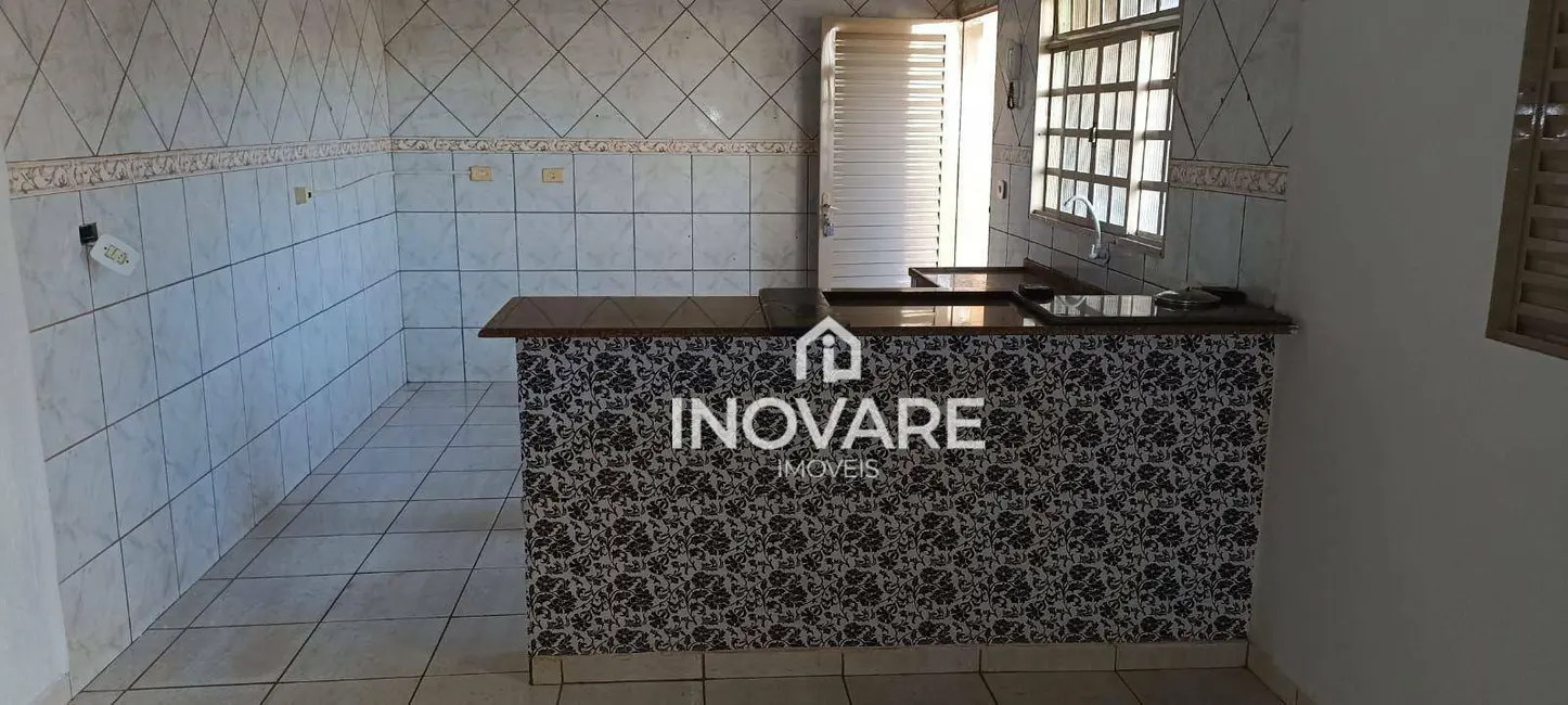 Foto 4 de Casa com 3 quartos à venda, 180m2 em Itumbiara - GO