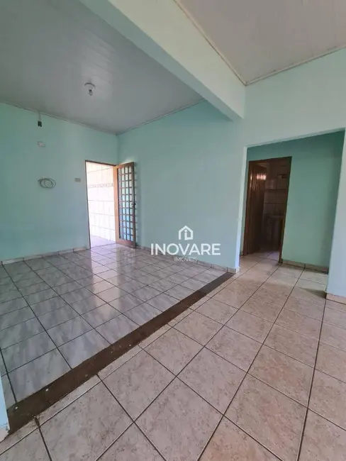 Casa com 3 quartos à venda e para alugar, 360m2 em Itumbiara - GO - imagem 2 Foto 2 de Casa com 3 quartos à venda e para alugar, 360m2 em Itumbiara - GO