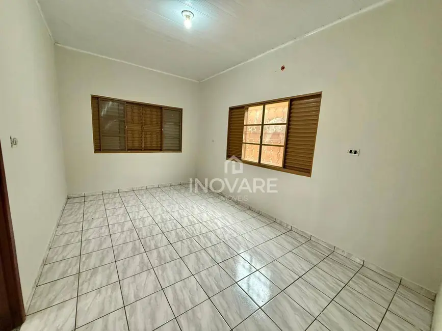 Foto 7 de Casa com 3 quartos à venda, 360m2 em Itumbiara - GO
