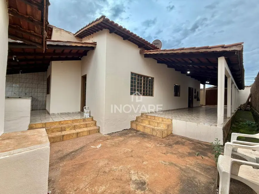 Foto 2 de Casa com 3 quartos à venda, 360m2 em Itumbiara - GO