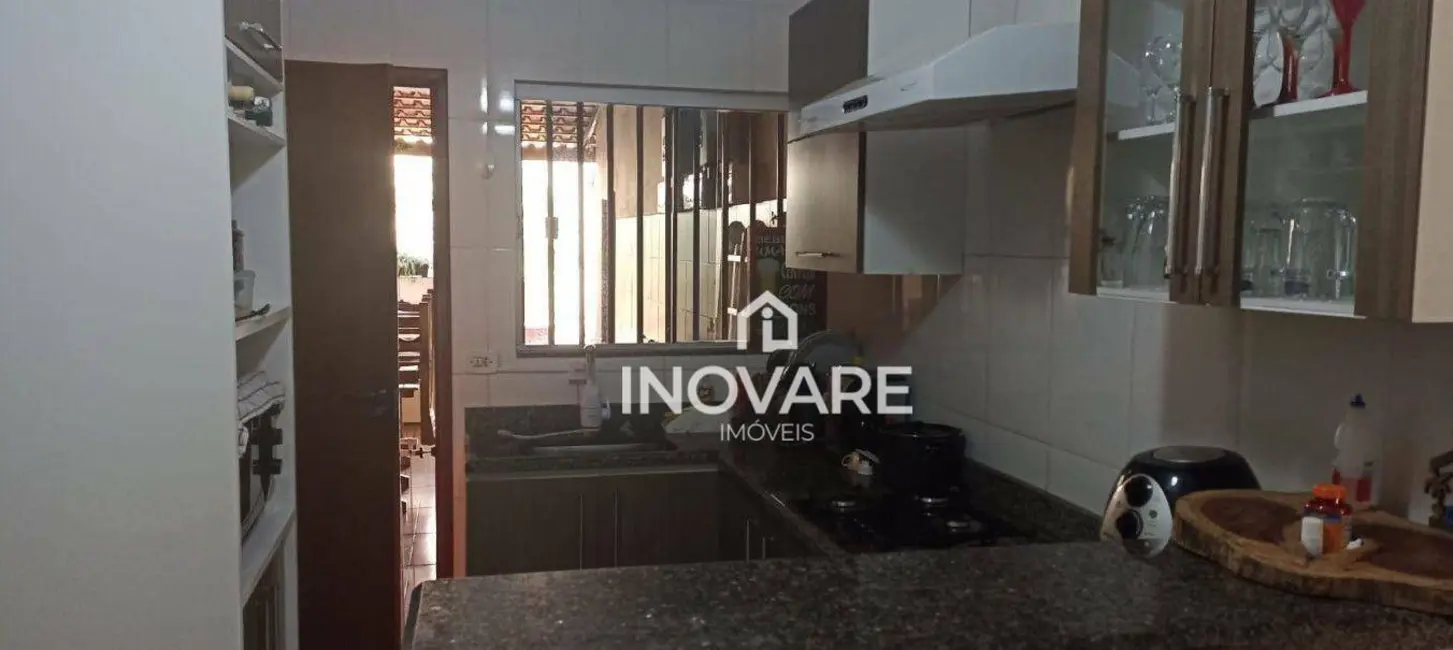 Casa com 2 quartos à venda, 176m2 em Itumbiara - GO - imagem 8 Foto 8 de Casa com 2 quartos à venda, 176m2 em Itumbiara - GO