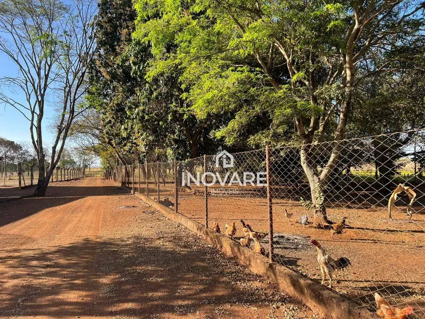 Chácara com 2 quartos à venda em Itumbiara - GO - imagem 3 Foto 3 de Chácara com 2 quartos à venda em Itumbiara - GO