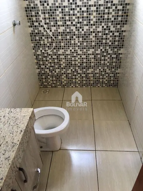 Foto 5 de Casa com 2 quartos para alugar, 250m2 em Itumbiara - GO