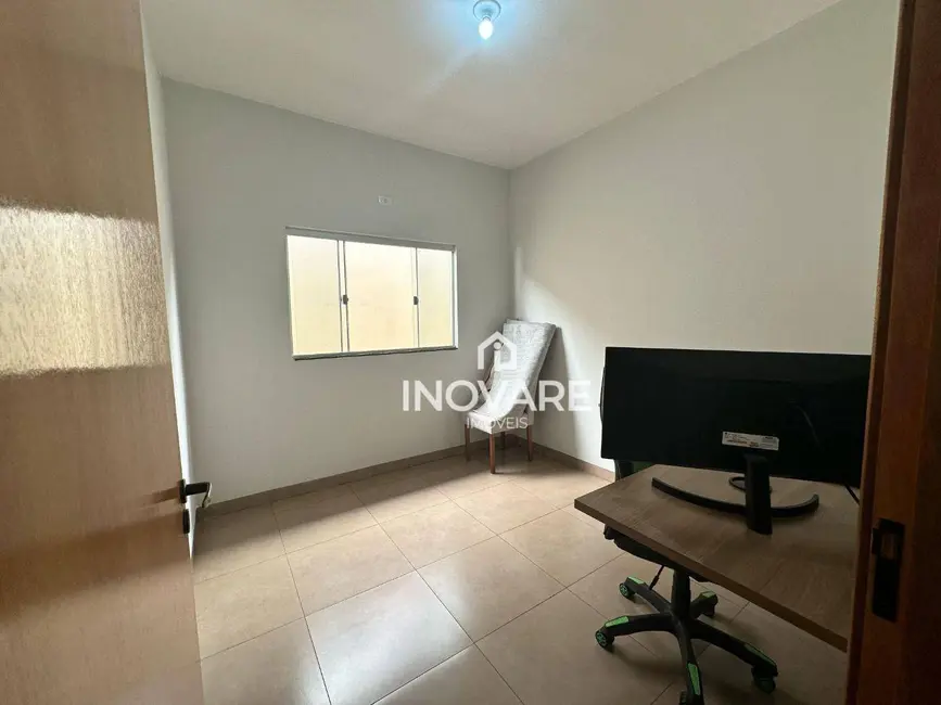 Casa com 3 quartos à venda, 228m2 em Paranaíba, Itumbiara - GO - imagem 9 Foto 9 de Casa com 3 quartos à venda, 228m2 em Paranaíba, Itumbiara - GO