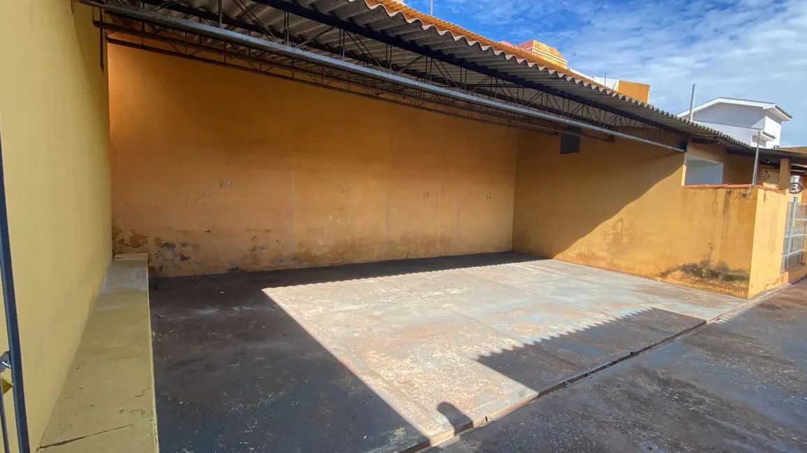 Kitnet com 2 quartos para alugar, 80m2 em Setor Rodoviário, Itumbiara - GO - imagem 3 Foto 3 de Kitnet com 2 quartos para alugar, 80m2 em Setor Rodoviário, Itumbiara - GO