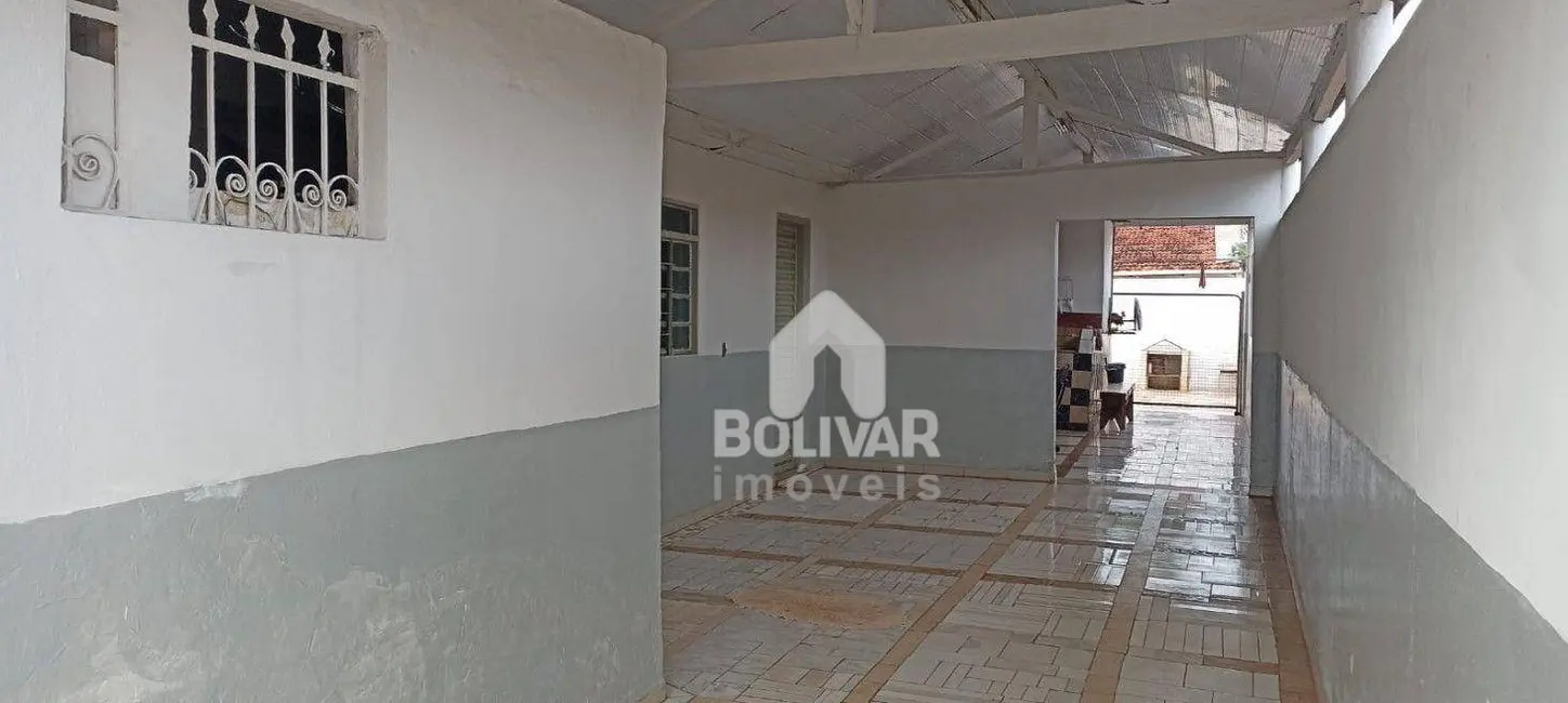 Foto 1 de Casa com 3 quartos à venda, 300m2 em Setor Novo Horizonte, Itumbiara - GO