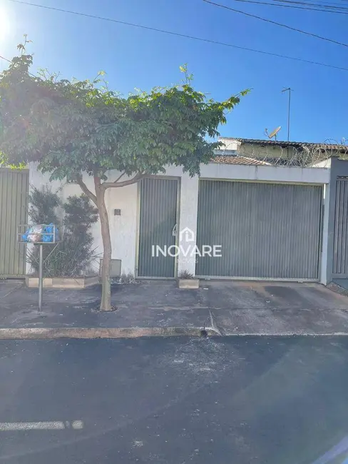 Foto 1 de Casa com 3 quartos à venda, 150m2 em Paranaíba, Itumbiara - GO