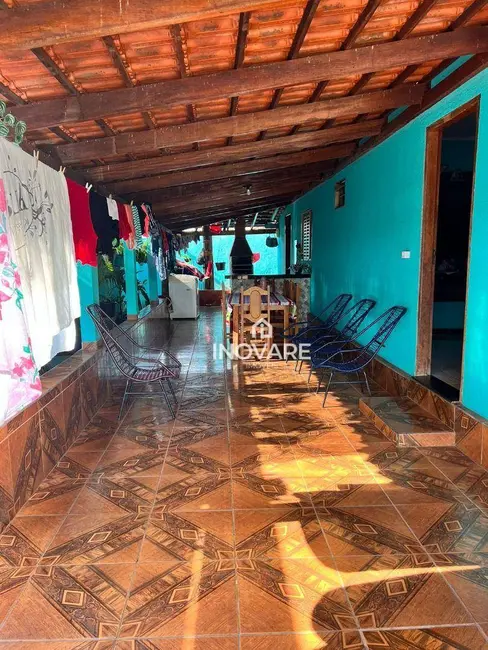 Casa com 3 quartos à venda, 360m2 em Setor Rodoviário, Itumbiara - GO - imagem 3 Foto 3 de Casa com 3 quartos à venda, 360m2 em Setor Rodoviário, Itumbiara - GO