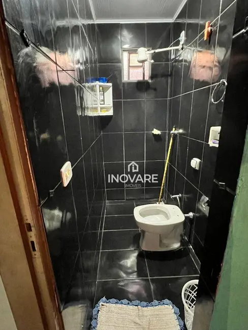 Casa com 3 quartos à venda, 360m2 em Setor Rodoviário, Itumbiara - GO - imagem 7 Foto 7 de Casa com 3 quartos à venda, 360m2 em Setor Rodoviário, Itumbiara - GO