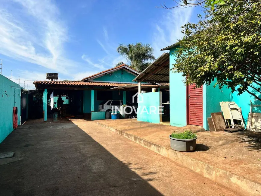 Foto 2 de Casa com 3 quartos à venda, 360m2 em Setor Rodoviário, Itumbiara - GO