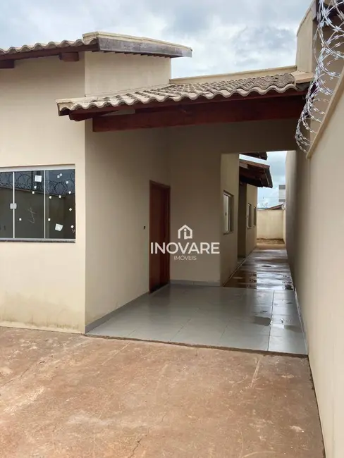 Casa com 2 quartos à venda, 180m2 em Itumbiara - GO - imagem 2 Foto 2 de Casa com 2 quartos à venda, 180m2 em Itumbiara - GO