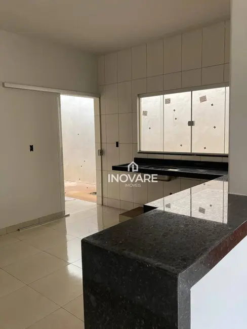 Casa com 2 quartos à venda, 180m2 em Itumbiara - GO - imagem 4 Foto 4 de Casa com 2 quartos à venda, 180m2 em Itumbiara - GO