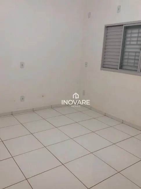 Casa com 3 quartos à venda, 250m2 em Jardim Liberdade, Itumbiara - GO - imagem 5 Foto 5 de Casa com 3 quartos à venda, 250m2 em Jardim Liberdade, Itumbiara - GO
