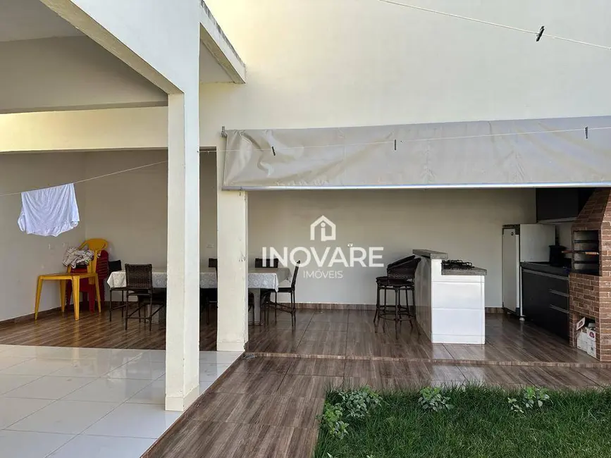 Casa com 3 quartos à venda, 360m2 em Residencial Beira Rio I, Itumbiara - GO - imagem 7 Foto 7 de Casa com 3 quartos à venda, 360m2 em Residencial Beira Rio I, Itumbiara - GO