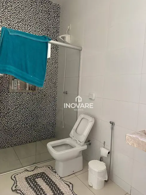 Casa com 3 quartos à venda, 360m2 em Residencial Beira Rio I, Itumbiara - GO - imagem 6 Foto 6 de Casa com 3 quartos à venda, 360m2 em Residencial Beira Rio I, Itumbiara - GO