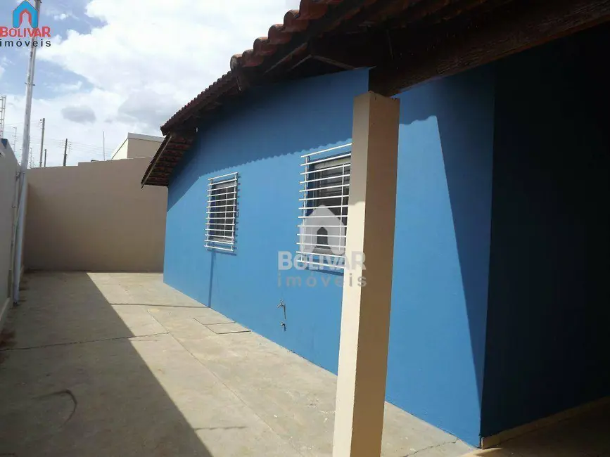 Foto 2 de Casa com 2 quartos à venda e para alugar, 480m2 em Itumbiara - GO