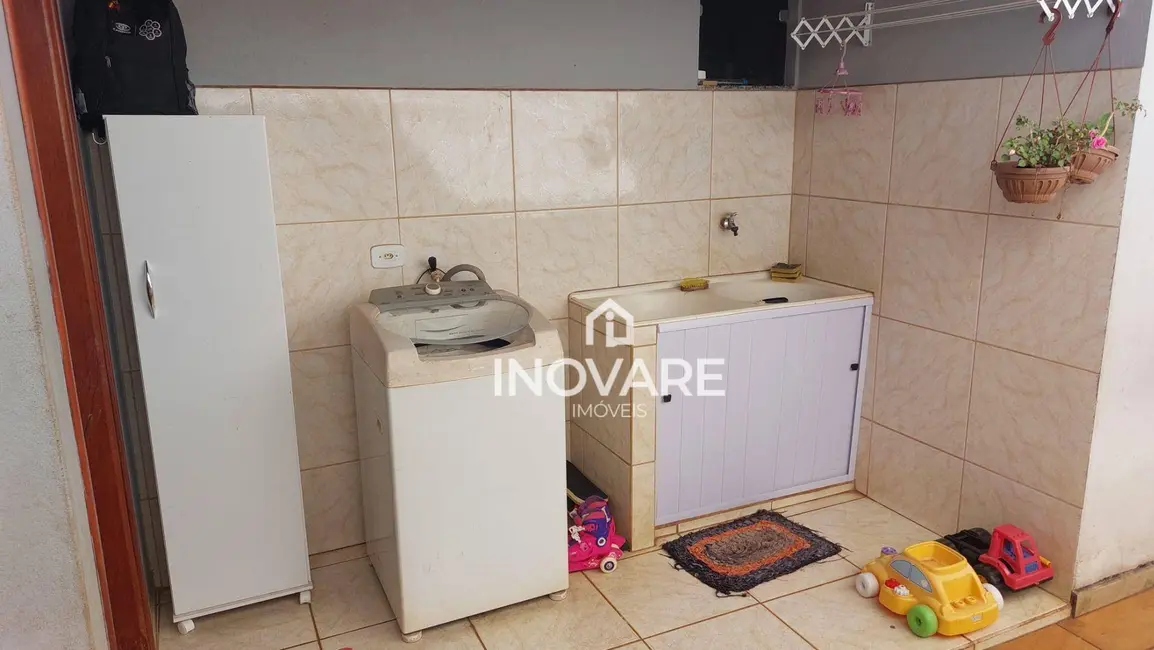 Casa com 3 quartos à venda, 180m2 em Itumbiara - GO - imagem 6 Foto 6 de Casa com 3 quartos à venda, 180m2 em Itumbiara - GO