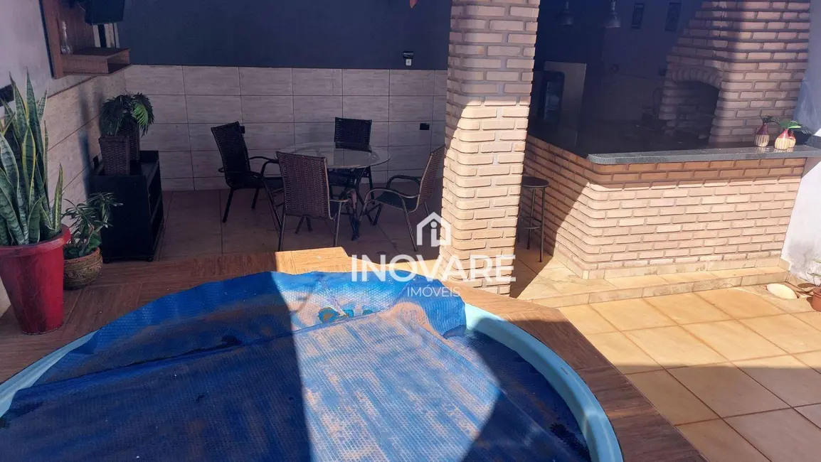 Casa com 3 quartos à venda, 180m2 em Itumbiara - GO - imagem 7 Foto 7 de Casa com 3 quartos à venda, 180m2 em Itumbiara - GO