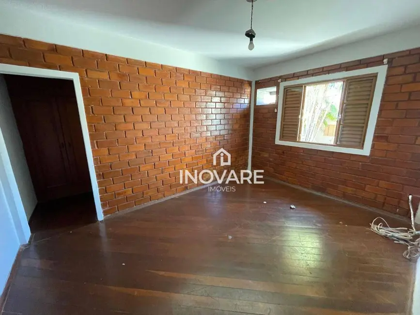 Casa com 4 quartos à venda, 360m2 em Alto da Boa Vista, Itumbiara - GO - imagem 6 Foto 6 de Casa com 4 quartos à venda, 360m2 em Alto da Boa Vista, Itumbiara - GO