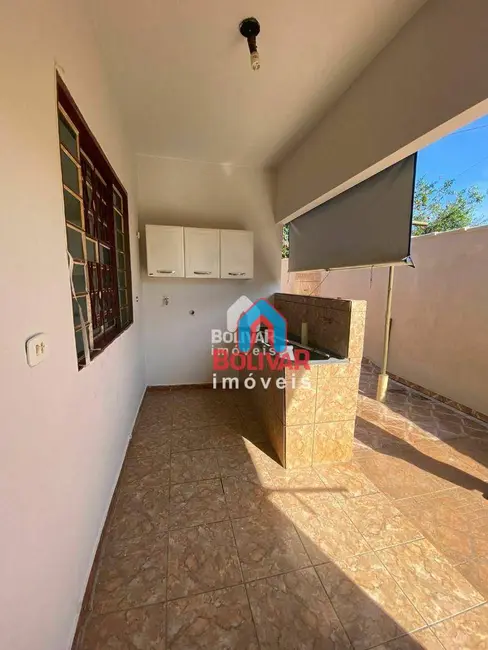 Foto 8 de Casa com 2 quartos à venda e para alugar, 512m2 em Itumbiara - GO