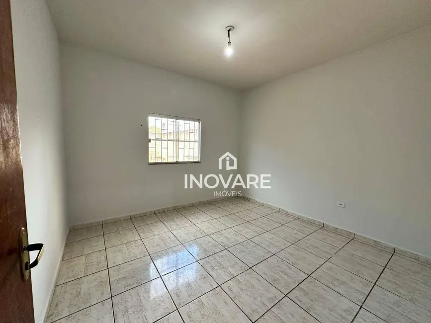 Foto 6 de Casa com 2 quartos para alugar, 240m2 em Setor Buritys, Itumbiara - GO
