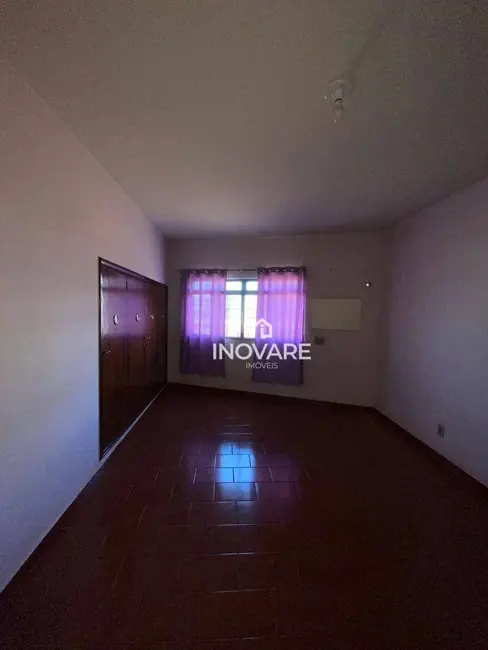 Apartamento com 2 quartos para alugar, 80m2 em Itumbiara - GO - imagem 6 Foto 6 de Apartamento com 2 quartos para alugar, 80m2 em Itumbiara - GO