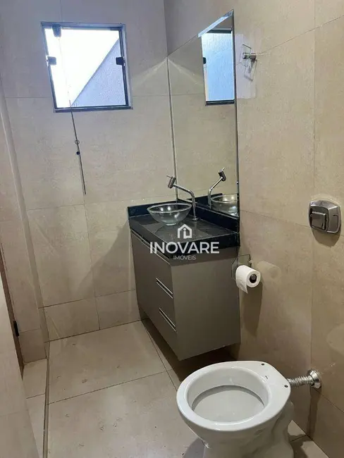 Casa com 3 quartos à venda, 235m2 em Itumbiara - GO - imagem 5 Foto 5 de Casa com 3 quartos à venda, 235m2 em Itumbiara - GO