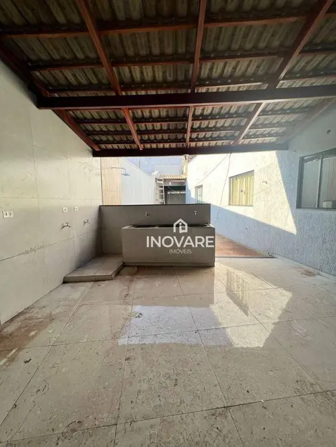 Casa com 3 quartos à venda, 235m2 em Itumbiara - GO - imagem 7 Foto 7 de Casa com 3 quartos à venda, 235m2 em Itumbiara - GO