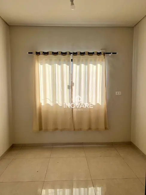 Casa com 3 quartos à venda, 235m2 em Itumbiara - GO - imagem 4 Foto 4 de Casa com 3 quartos à venda, 235m2 em Itumbiara - GO