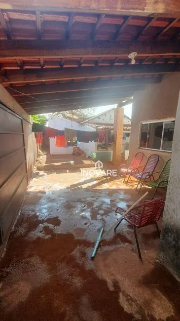 Foto 2 de Casa com 3 quartos à venda, 250m2 em Itumbiara - GO
