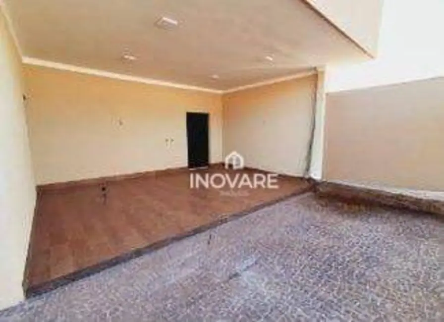 Foto 2 de Casa com 3 quartos à venda, 250m2 em Jardim Morumbi, Itumbiara - GO