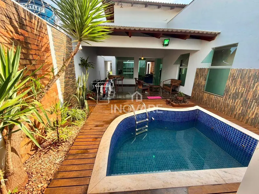 Foto 3 de Casa com 3 quartos para alugar, 250m2 em Itumbiara - GO