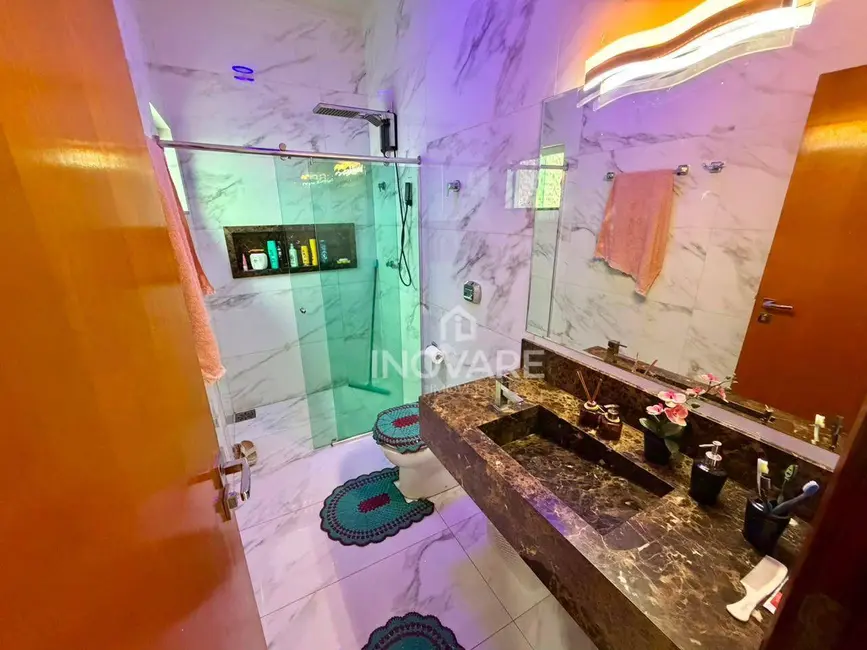 Foto 9 de Casa com 3 quartos para alugar, 250m2 em Itumbiara - GO