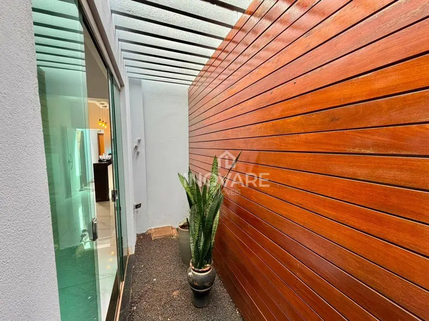 Foto 8 de Casa com 3 quartos para alugar, 250m2 em Itumbiara - GO