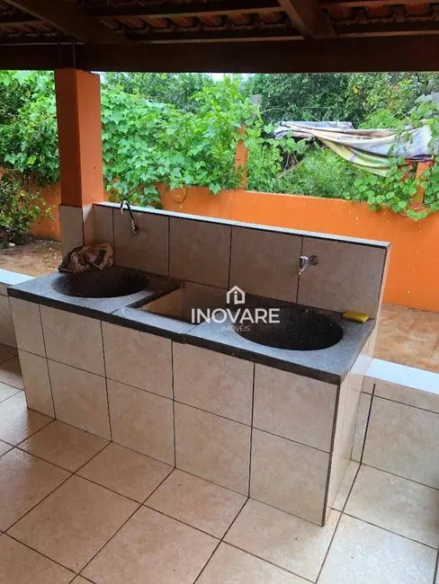 Casa com 3 quartos à venda, 417m2 em Arapora - MG - imagem 8 Foto 8 de Casa com 3 quartos à venda, 417m2 em Arapora - MG