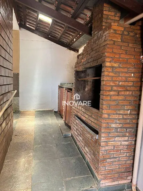 Casa com 3 quartos para alugar, 200m2 em Itumbiara - GO - imagem 7 Foto 7 de Casa com 3 quartos para alugar, 200m2 em Itumbiara - GO