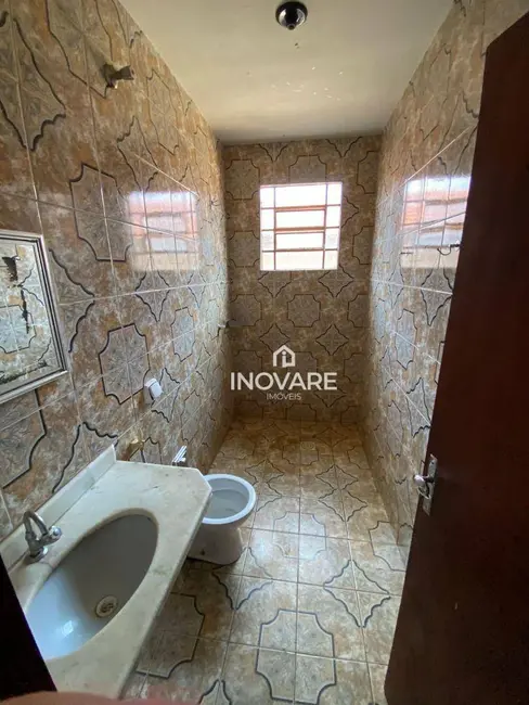 Foto 5 de Casa com 4 quartos à venda, 390m2 em Setor Bela Vista, Itumbiara - GO