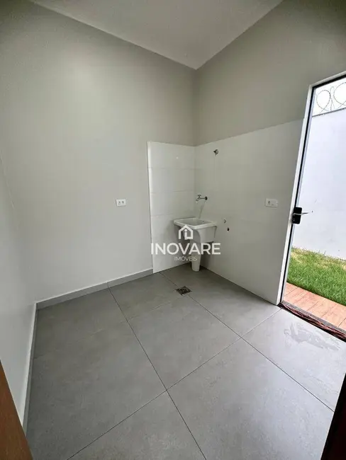 Casa com 3 quartos à venda, 300m2 em Itumbiara - GO - imagem 8 Foto 8 de Casa com 3 quartos à venda, 300m2 em Itumbiara - GO