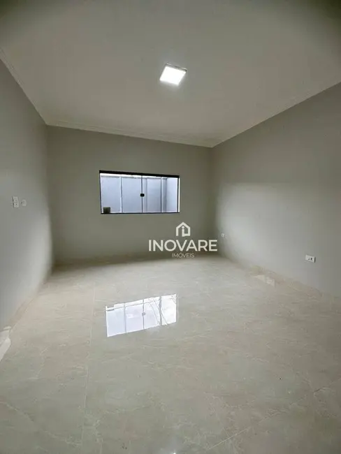 Casa com 3 quartos à venda, 300m2 em Itumbiara - GO - imagem 6 Foto 6 de Casa com 3 quartos à venda, 300m2 em Itumbiara - GO