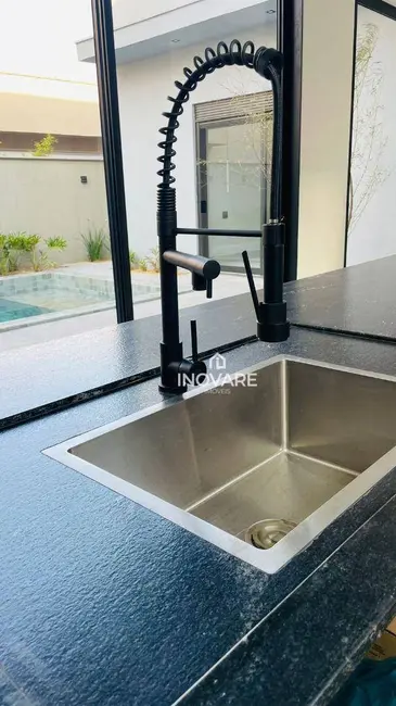 Foto 4 de Casa de Condomínio com 3 quartos à venda, 455m2 em Condomínio Horizontal Paraíso, Itumbiara - GO