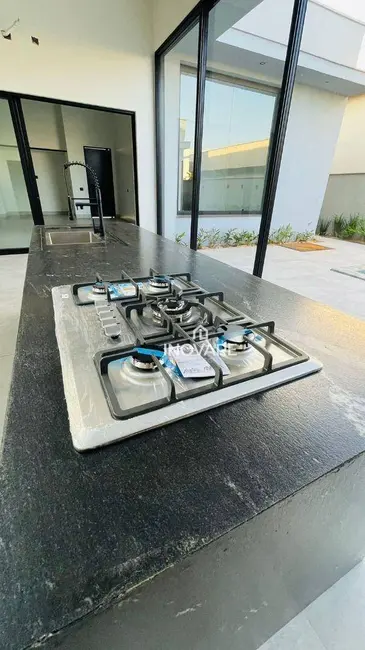 Foto 3 de Casa de Condomínio com 3 quartos à venda, 455m2 em Condomínio Horizontal Paraíso, Itumbiara - GO