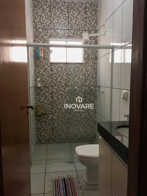 Casa com 2 quartos à venda, 320m2 em Jardim Leonora, Itumbiara - GO - imagem 7 Foto 7 de Casa com 2 quartos à venda, 320m2 em Jardim Leonora, Itumbiara - GO