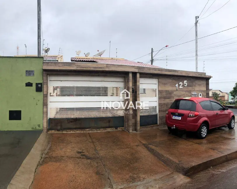 Casa com 2 quartos à venda, 320m2 em Jardim Leonora, Itumbiara - GO - imagem 1 Foto 1 de Casa com 2 quartos à venda, 320m2 em Jardim Leonora, Itumbiara - GO