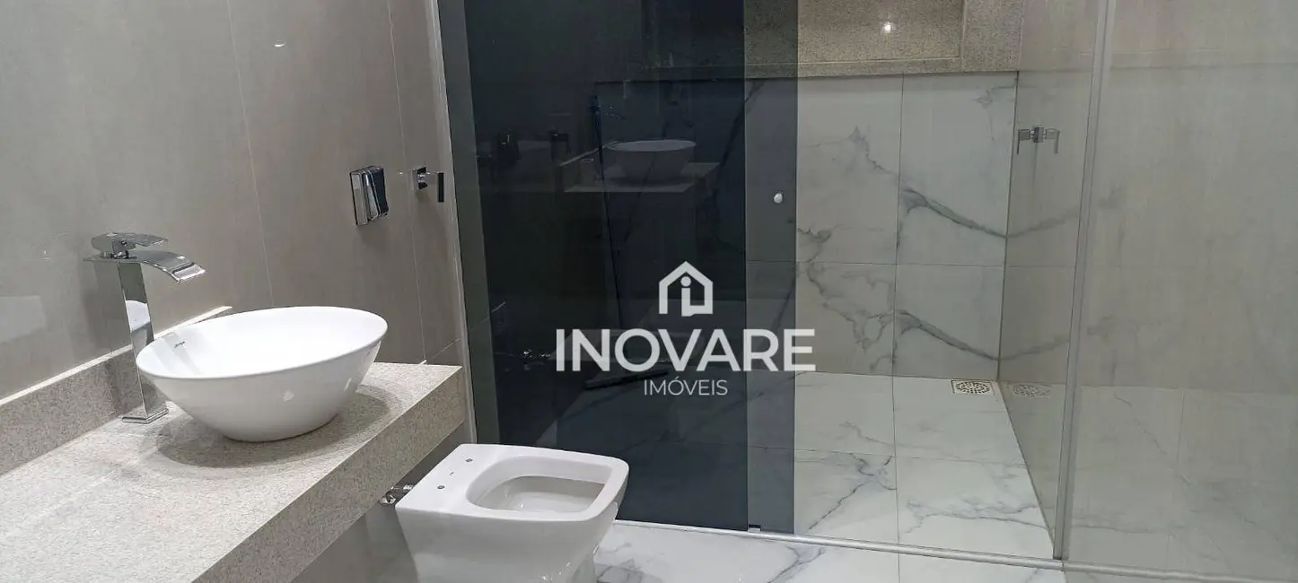 Casa com 3 quartos à venda, 250m2 em Itumbiara - GO - imagem 5 Foto 5 de Casa com 3 quartos à venda, 250m2 em Itumbiara - GO