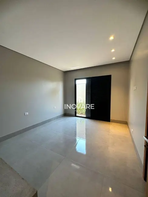 Casa de Condomínio com 3 quartos à venda, 455m2 em Itumbiara - GO - imagem 9 Foto 9 de Casa de Condomínio com 3 quartos à venda, 455m2 em Itumbiara - GO