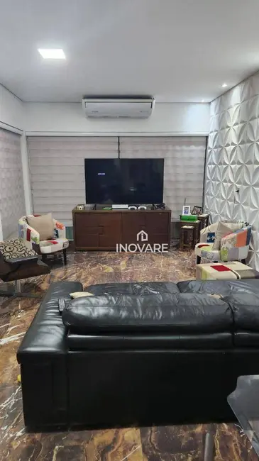 Casa com 4 quartos à venda, 360m2 em Alto da Boa Vista, Itumbiara - GO - imagem 4 Foto 4 de Casa com 4 quartos à venda, 360m2 em Alto da Boa Vista, Itumbiara - GO
