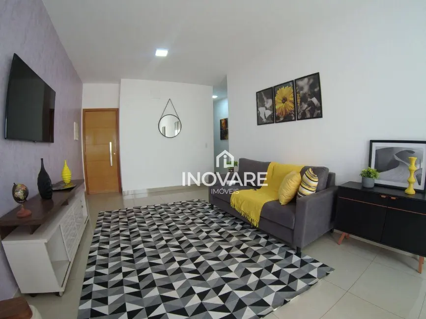 Casa de Condomínio com 3 quartos à venda, 209m2 em Arapora - MG - imagem 3 Foto 3 de Casa de Condomínio com 3 quartos à venda, 209m2 em Arapora - MG