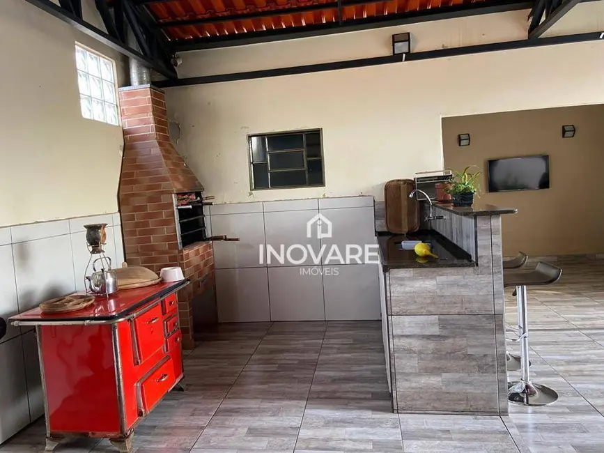 Foto 6 de Casa com 4 quartos à venda, 360m2 em Karfan, Itumbiara - GO